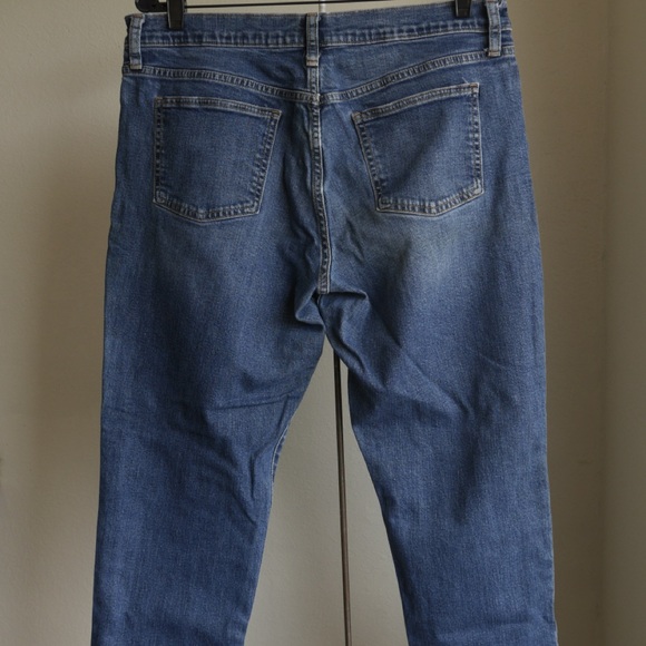 GAP denim girlfriend jeans, size 14/32 regular - Picture 3 of 4